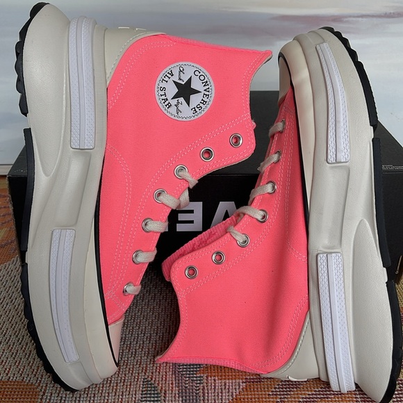 Converse WMNS CTAS A05012C
RUN STAR LEGACY CX HI ELECTRIC BLUSH/EGRET/BLACK - Picture 12 of 16
